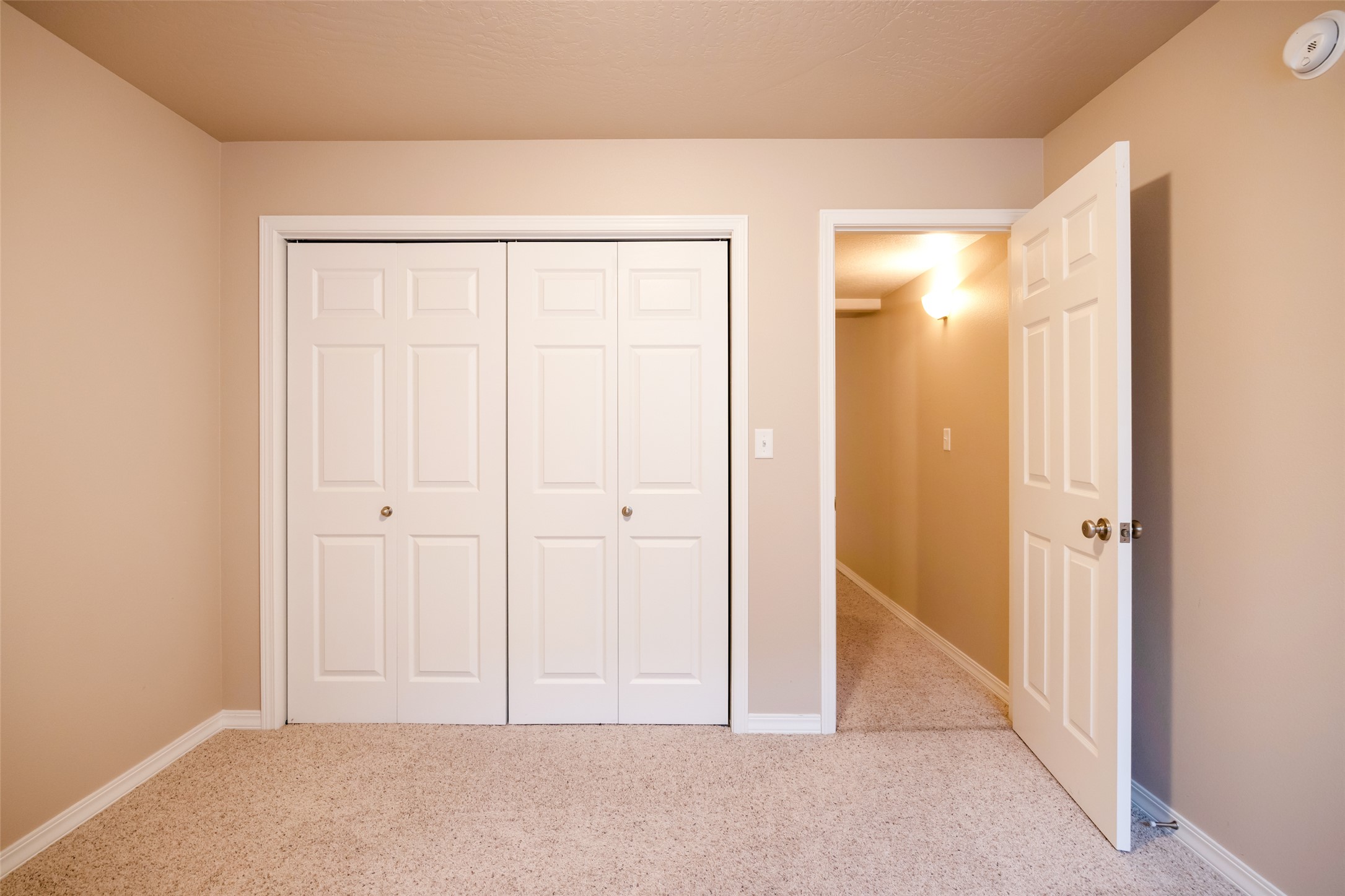 1302 Lily Court A Property Photo 26