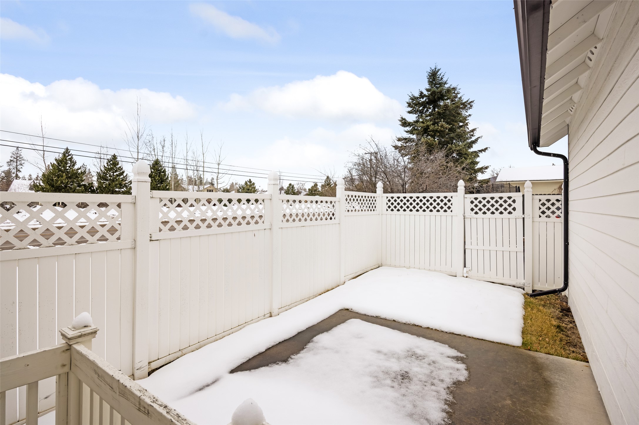 1302 Lily Court A Property Photo 28