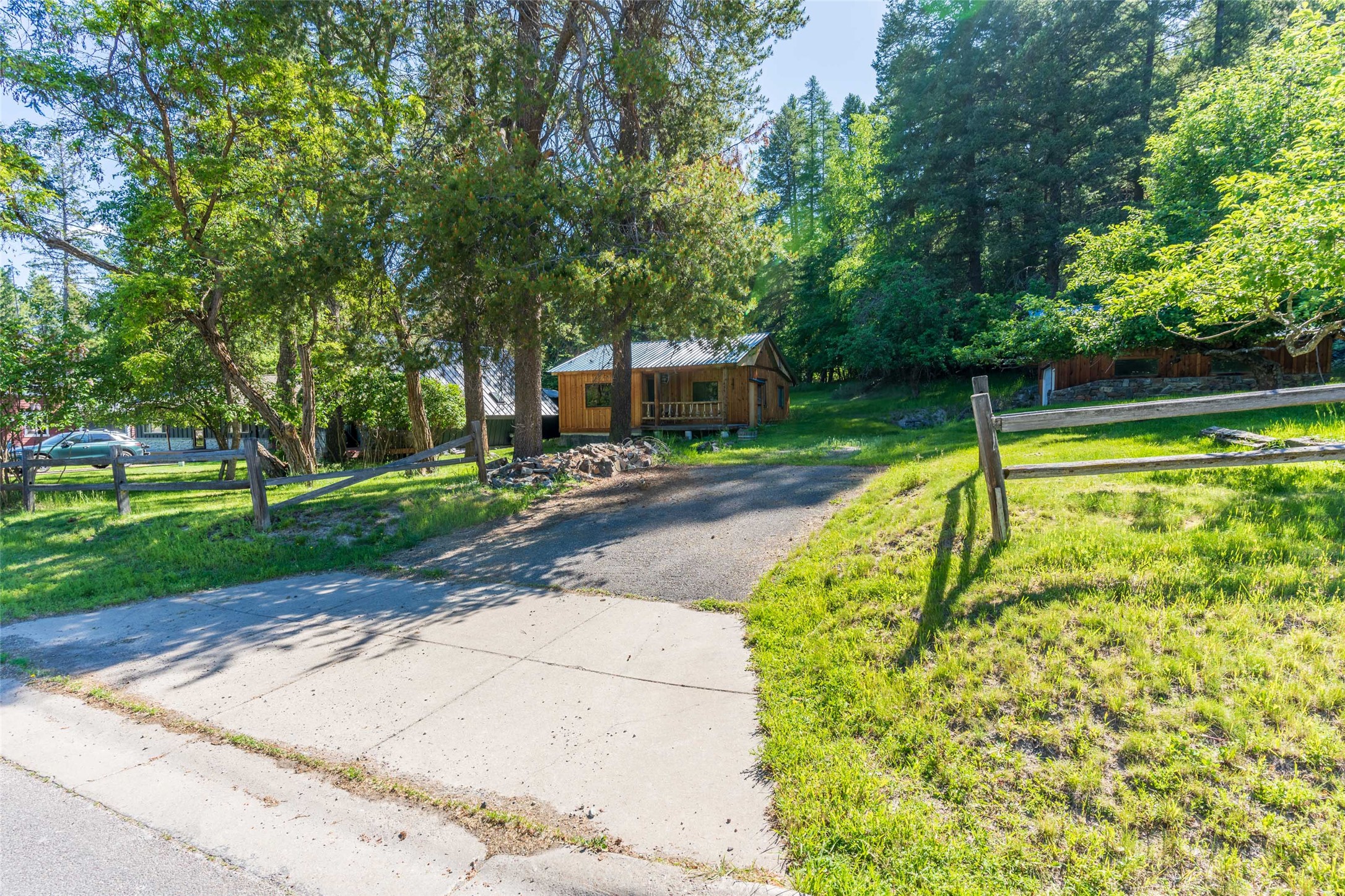 435 Dakota Avenue Property Photo 1