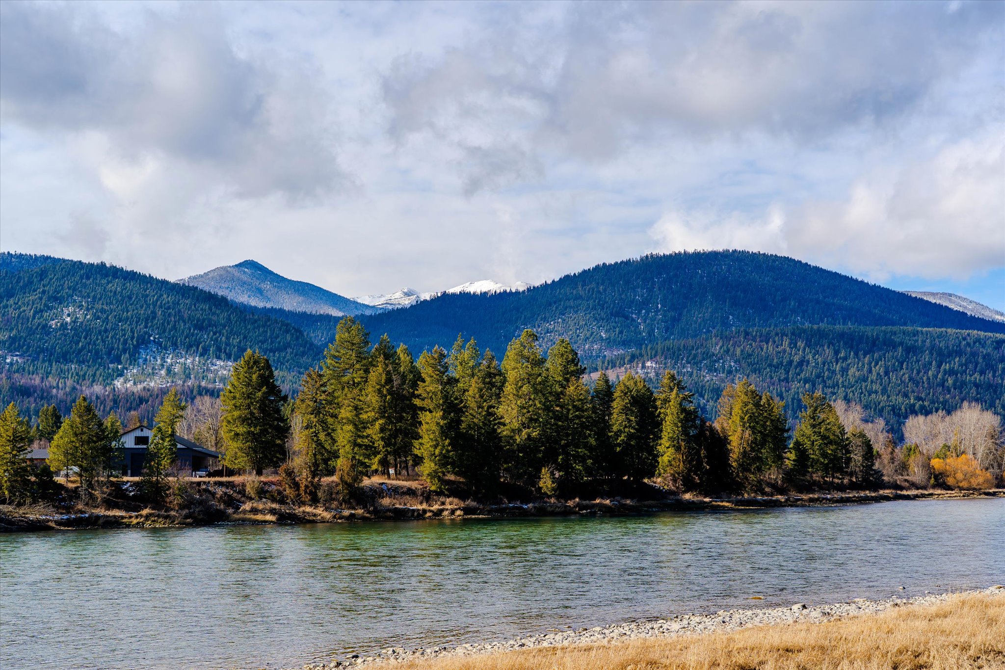 1165 Kootenai River Road Property Photo 4
