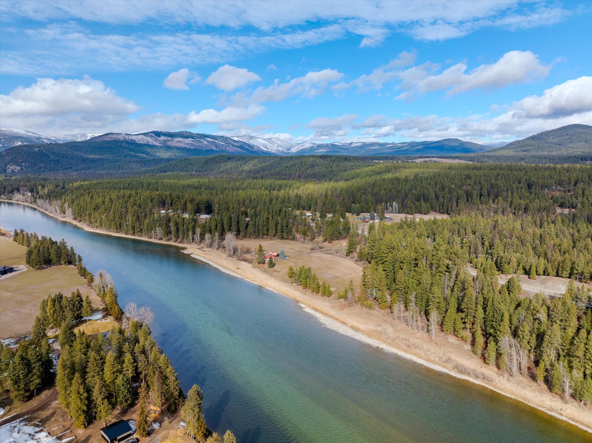 1165 Kootenai River Road Property Photo 15