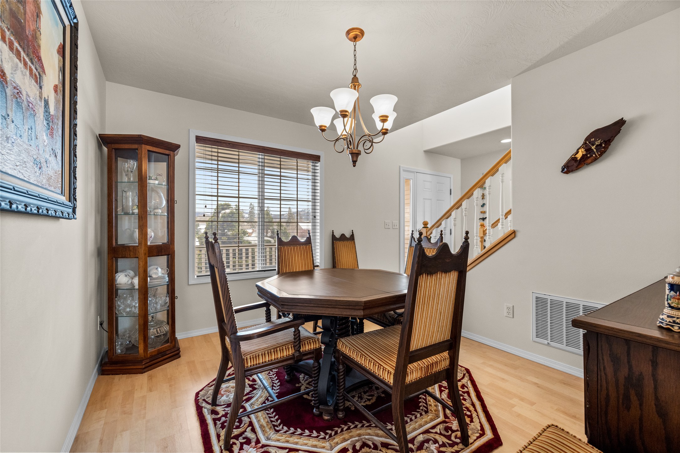 170 Aspen Loop Property Photo 8