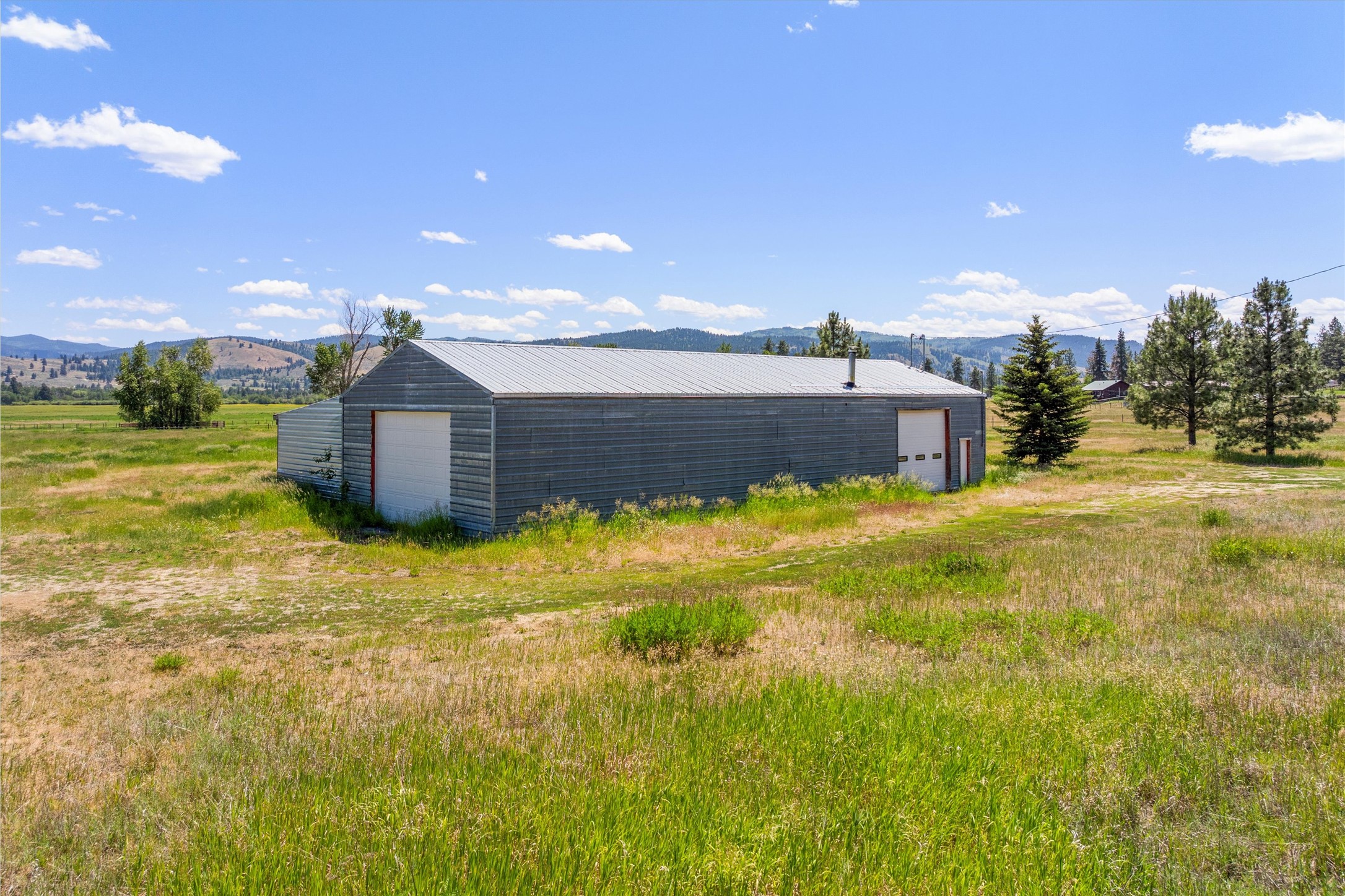 643 Gold Creek Loop Property Photo 7
