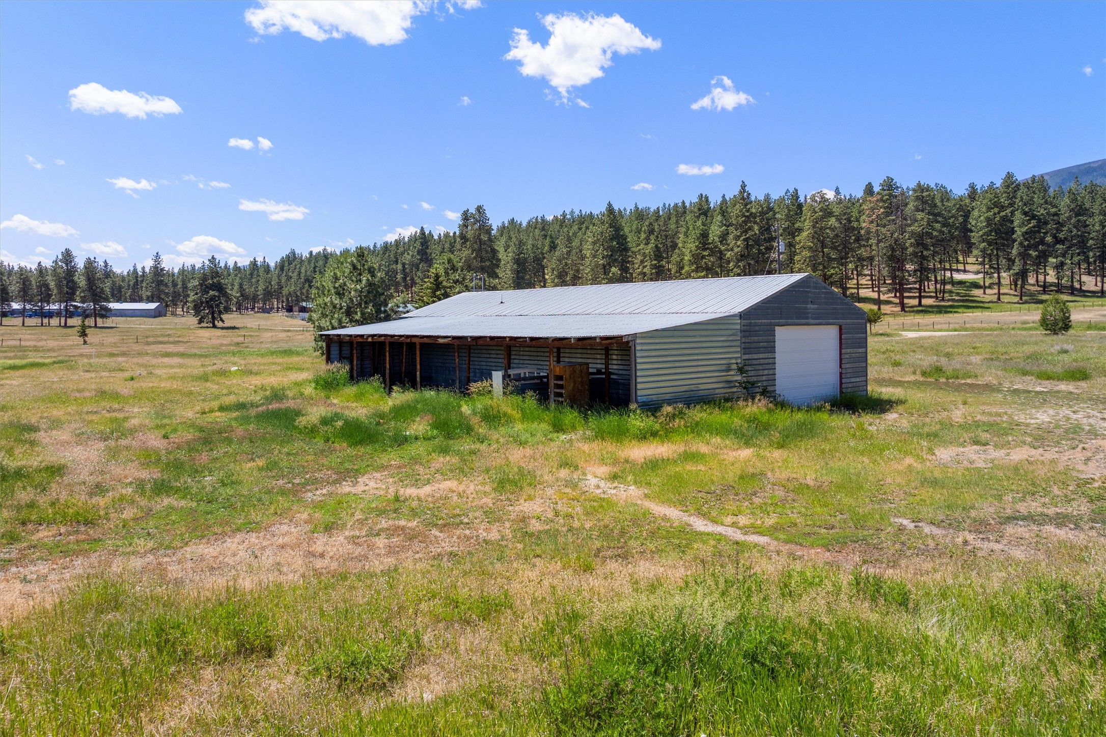 643 Gold Creek Loop Property Photo 8