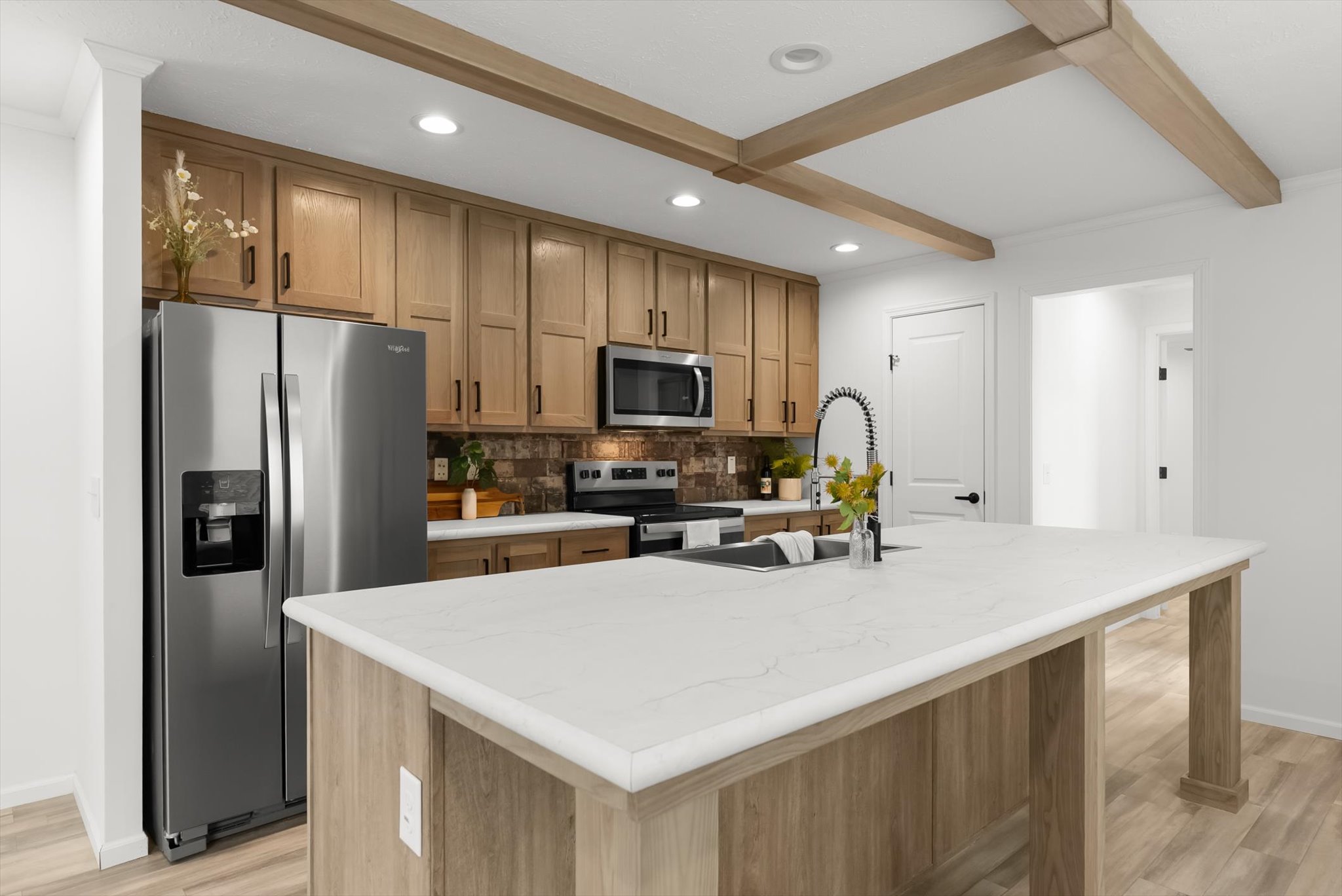 2010 W Kent Avenue Property Photo 10