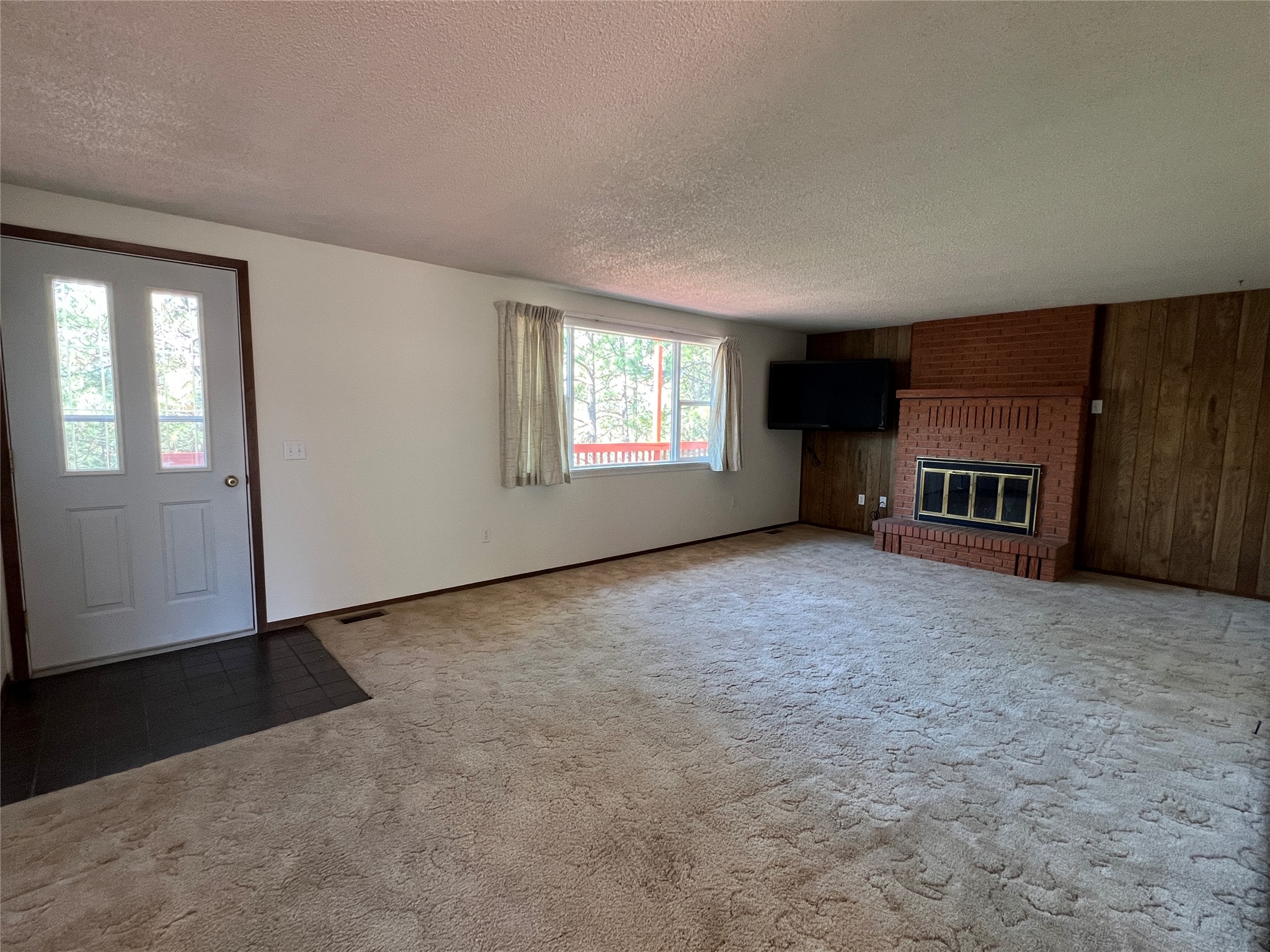 577 El Capitan Loop Property Photo 7