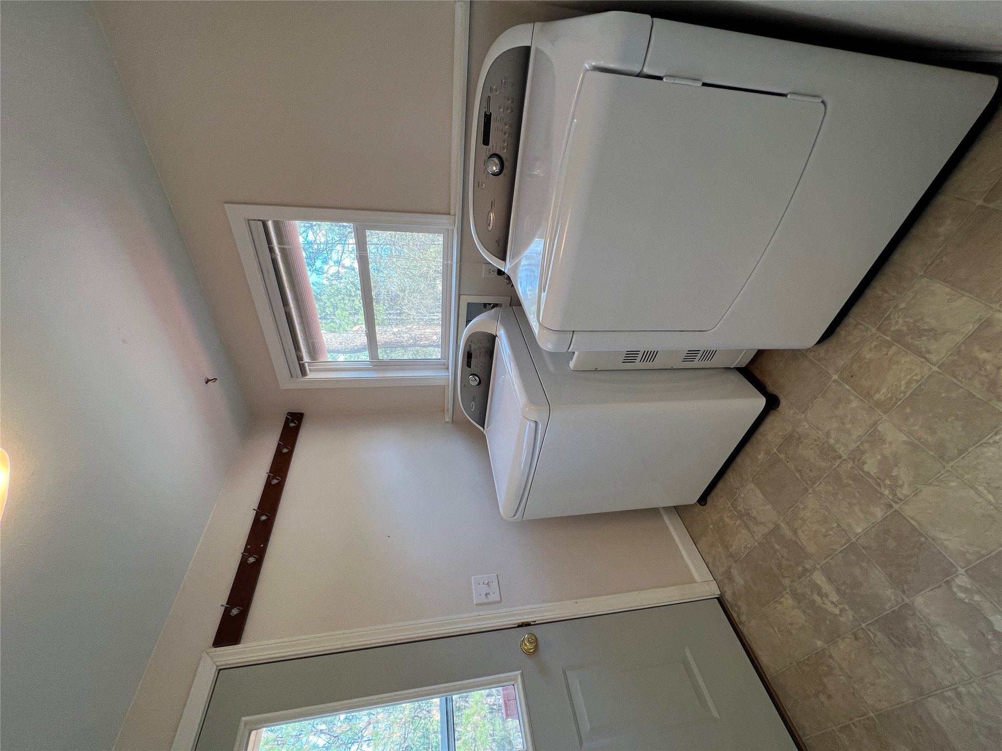 577 El Capitan Loop Property Photo 13