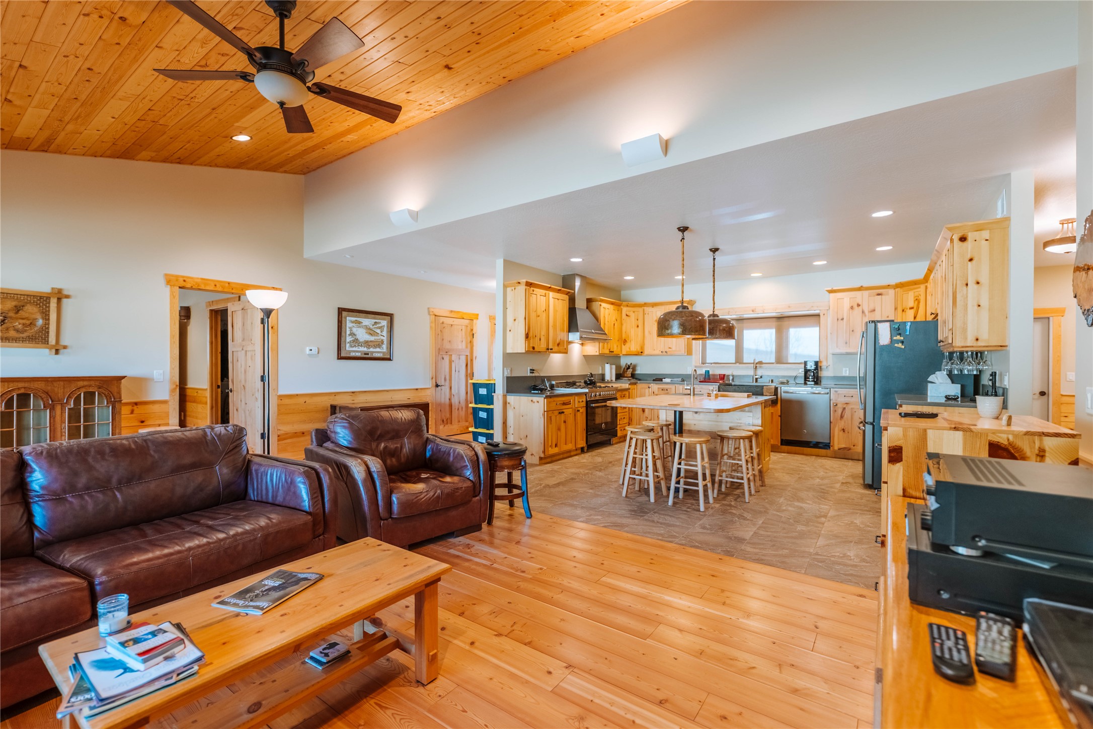 460 Lower Willow Creek Road Property Photo 32