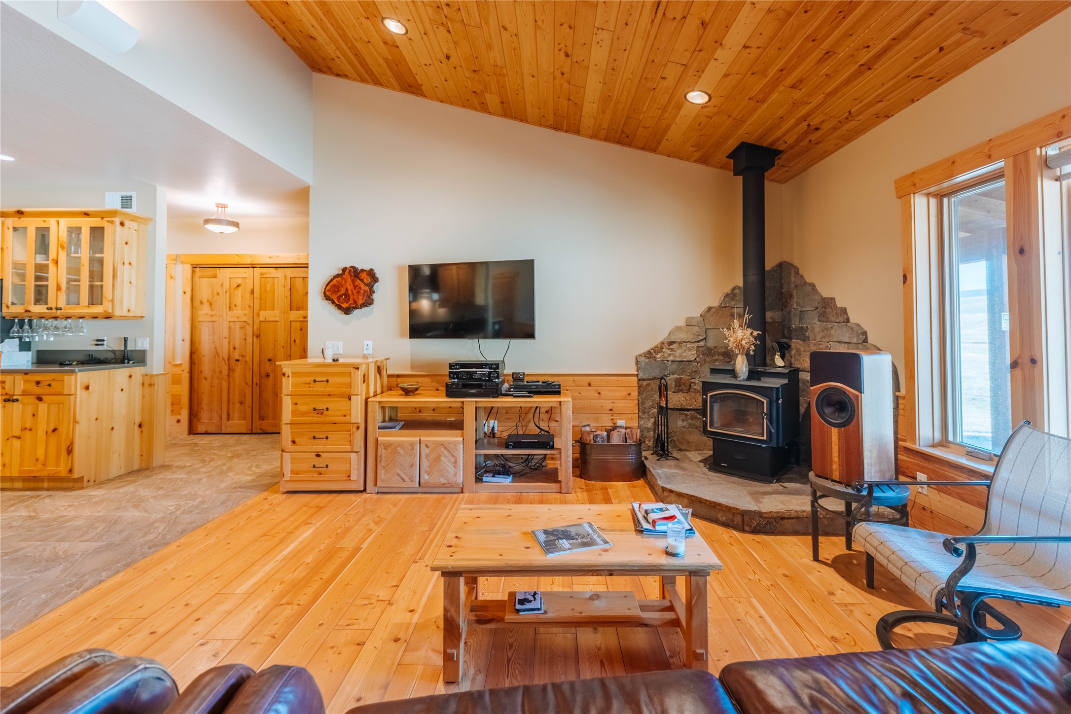 460 Lower Willow Creek Road Property Photo 33