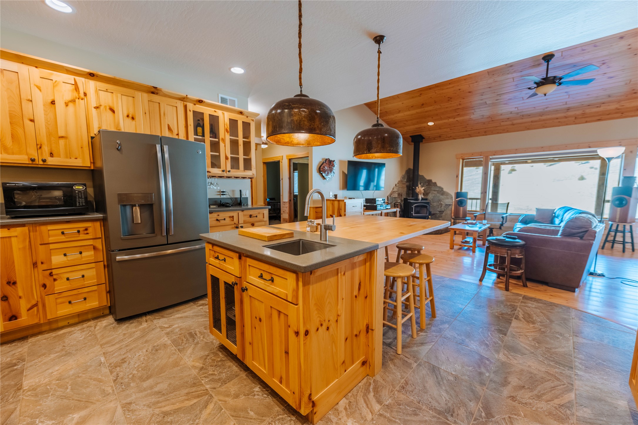 460 Lower Willow Creek Road Property Photo 39