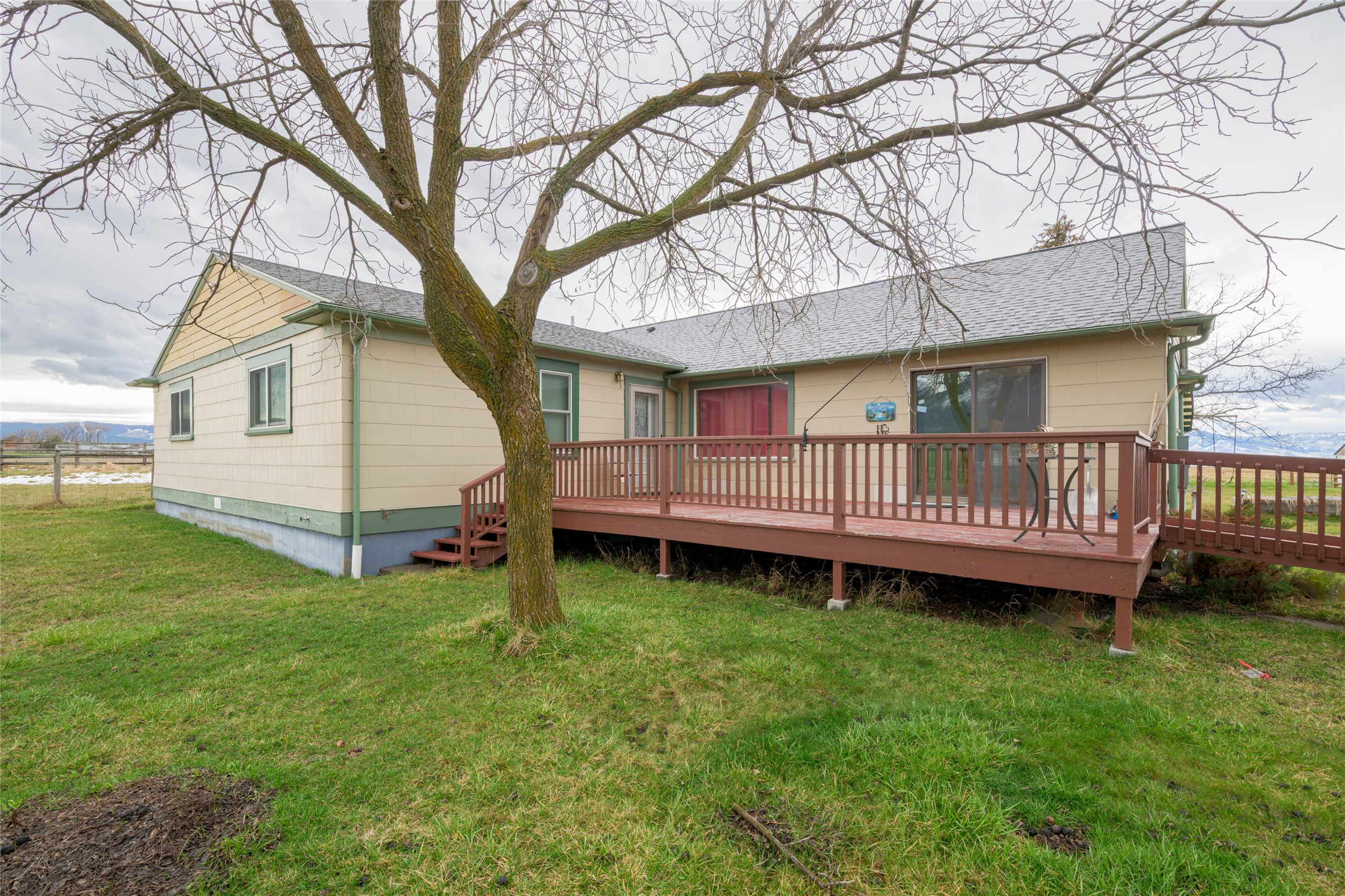 73861 Us Hwy 93 Property Photo 2