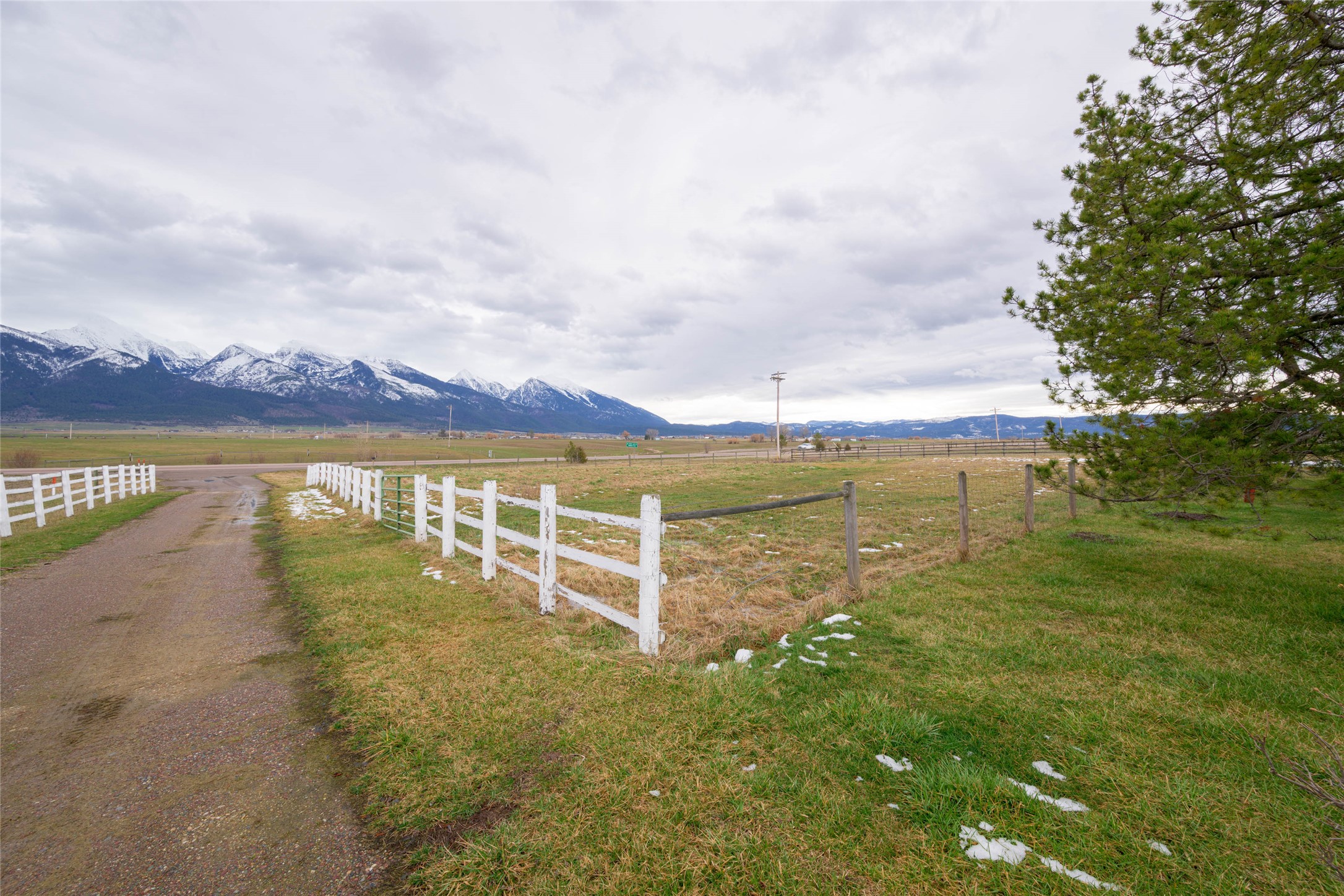 73861 Us Hwy 93 Property Photo 6
