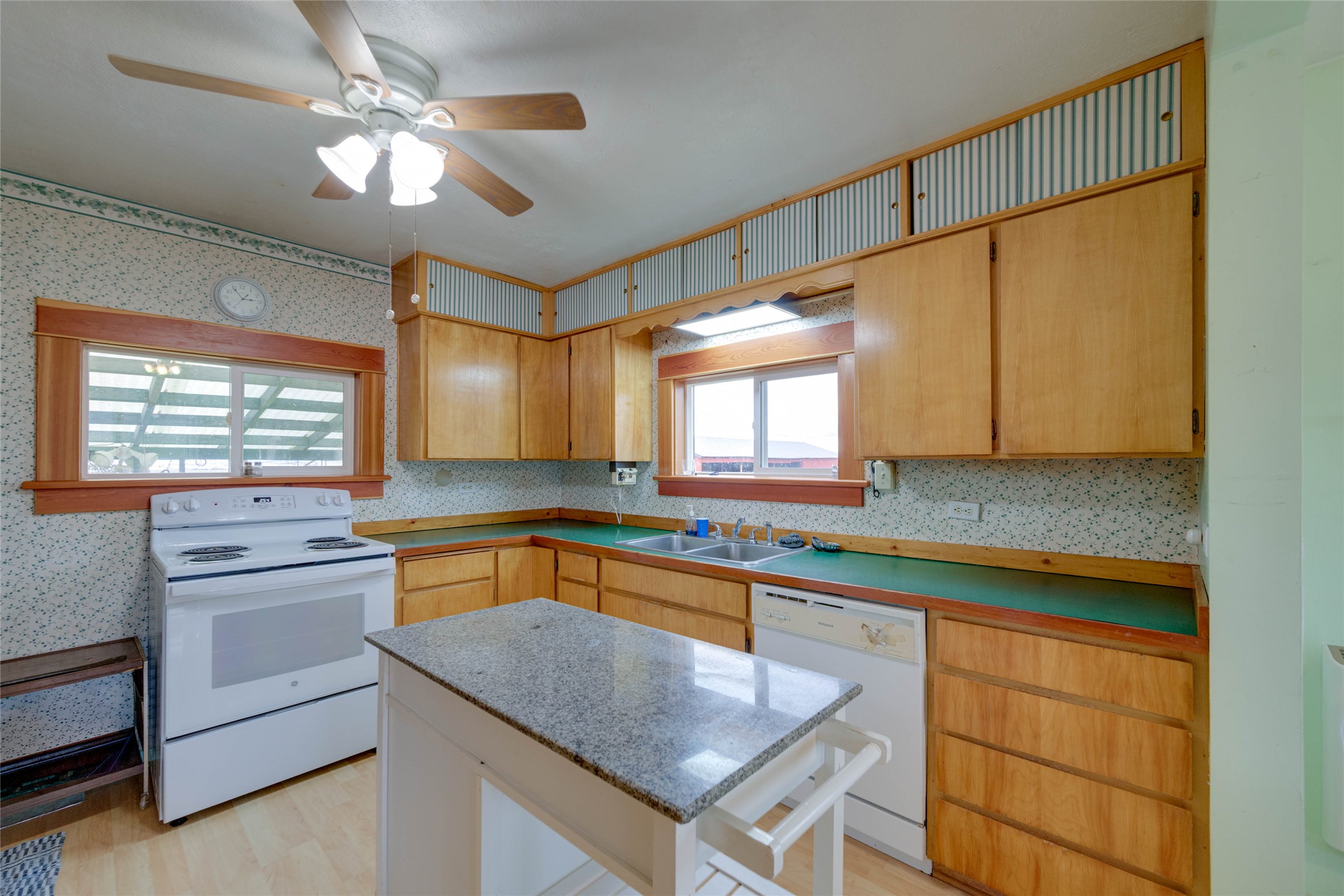 73861 Us Hwy 93 Property Photo 22
