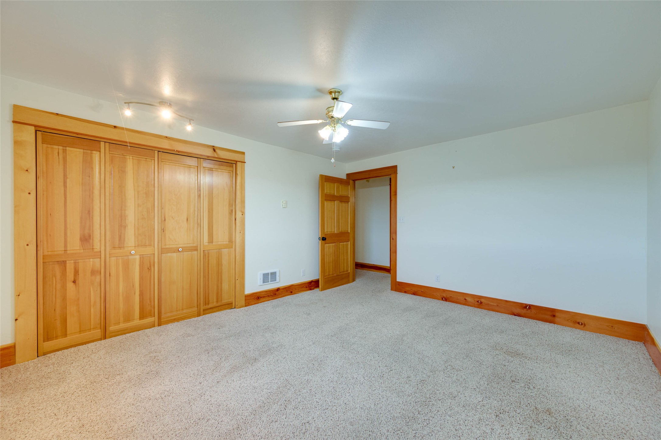 73861 Us Hwy 93 Property Photo 34