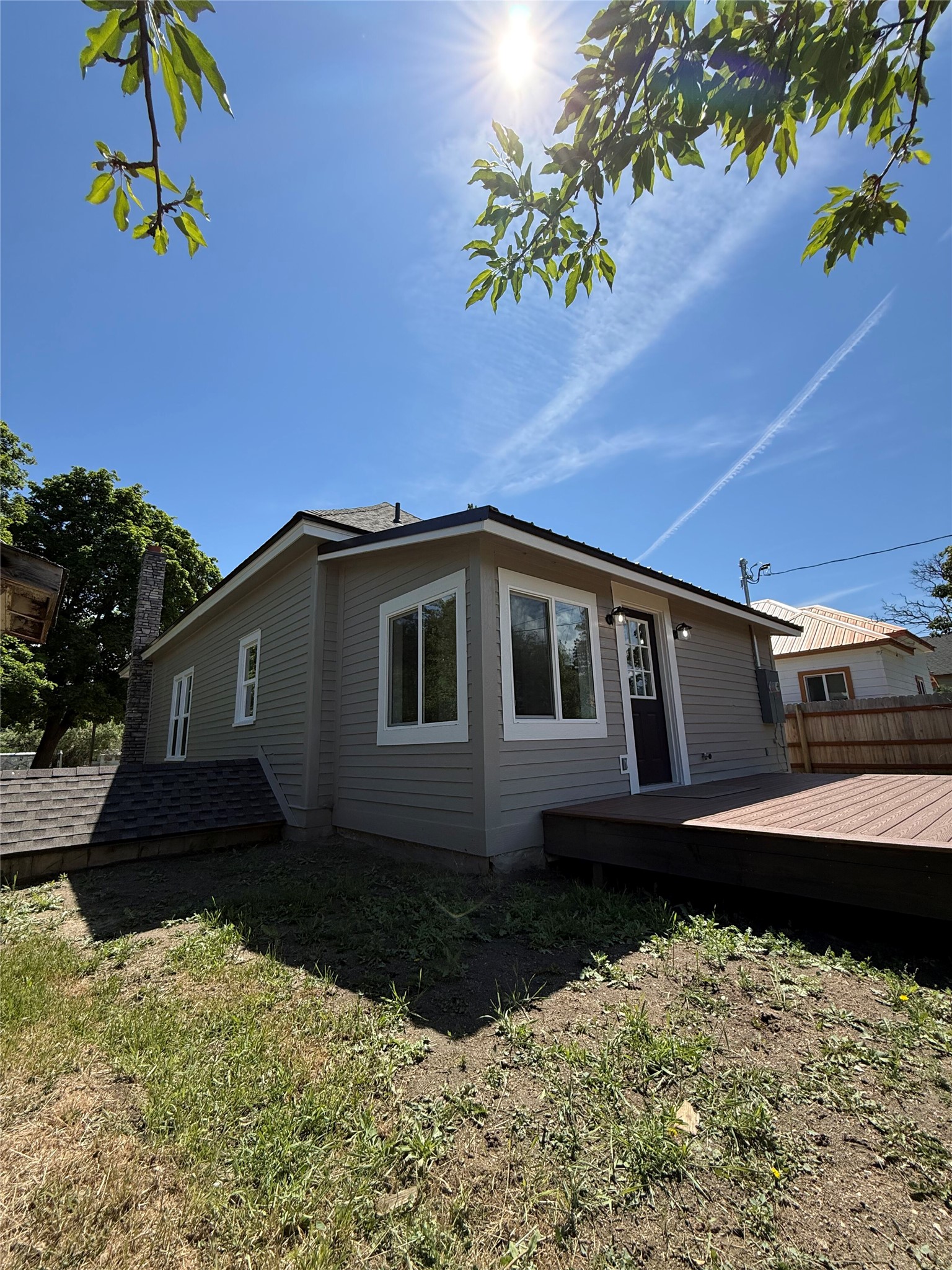 205 Water Way Property Photo 2
