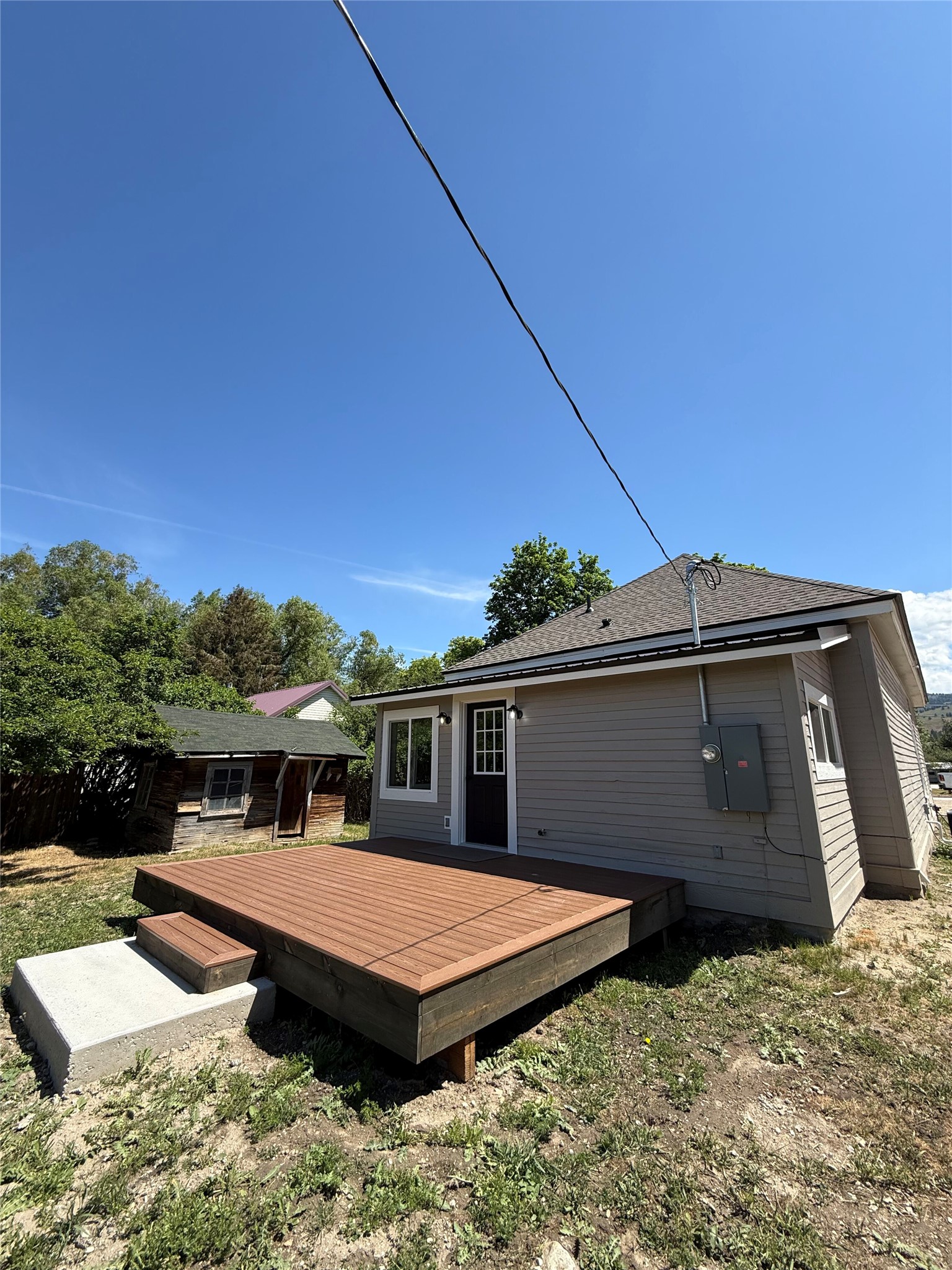 205 Water Way Property Photo 3