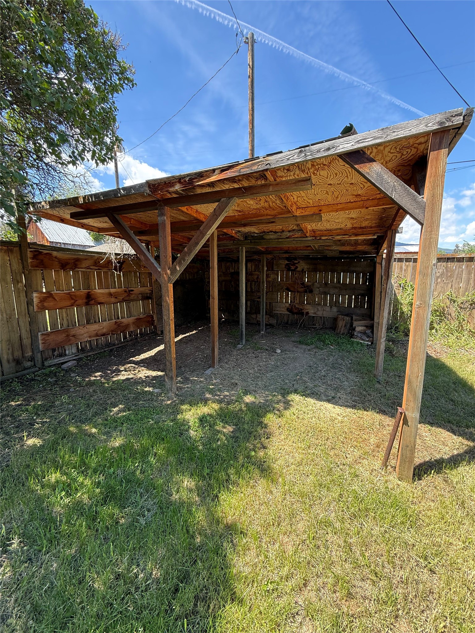 205 Water Way Property Photo 5