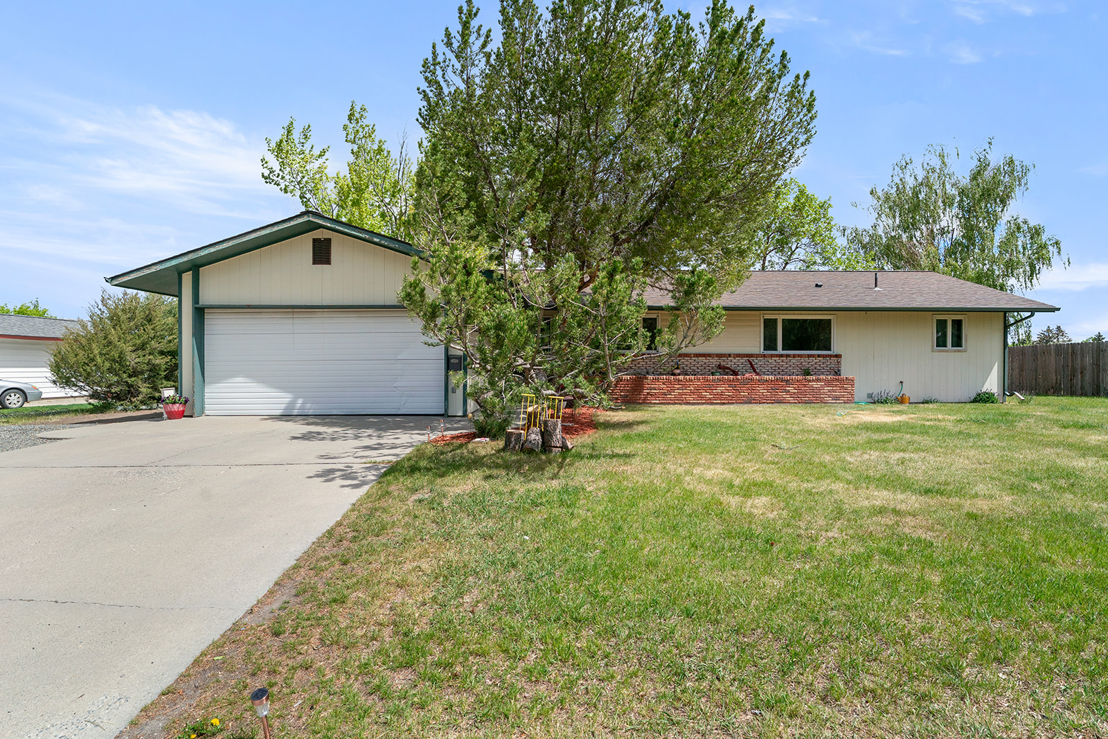 109 Elmwood Lane Property Photo 1