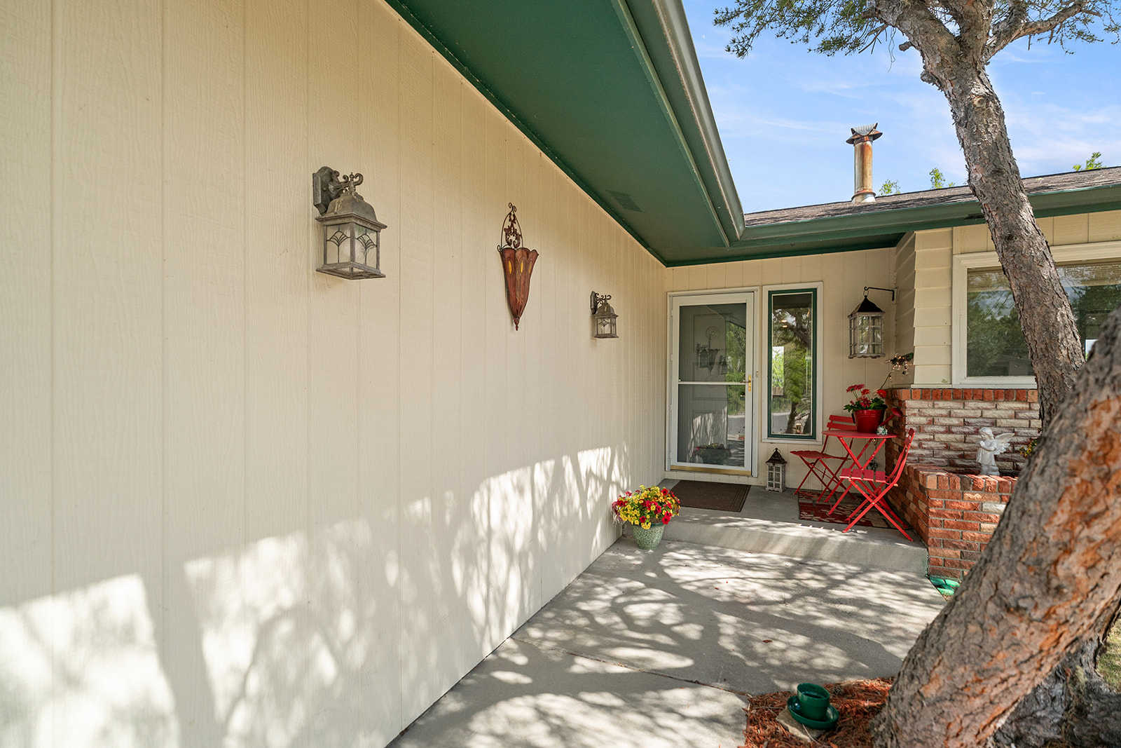 109 Elmwood Lane Property Photo 10