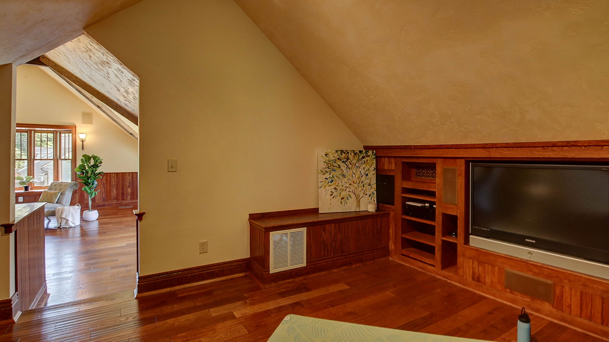 501 Evans Avenue Property Photo 33