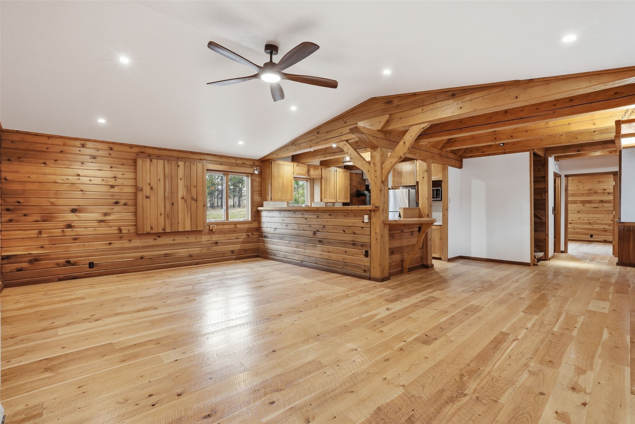 5394 Meadowlark Lane Property Photo 3