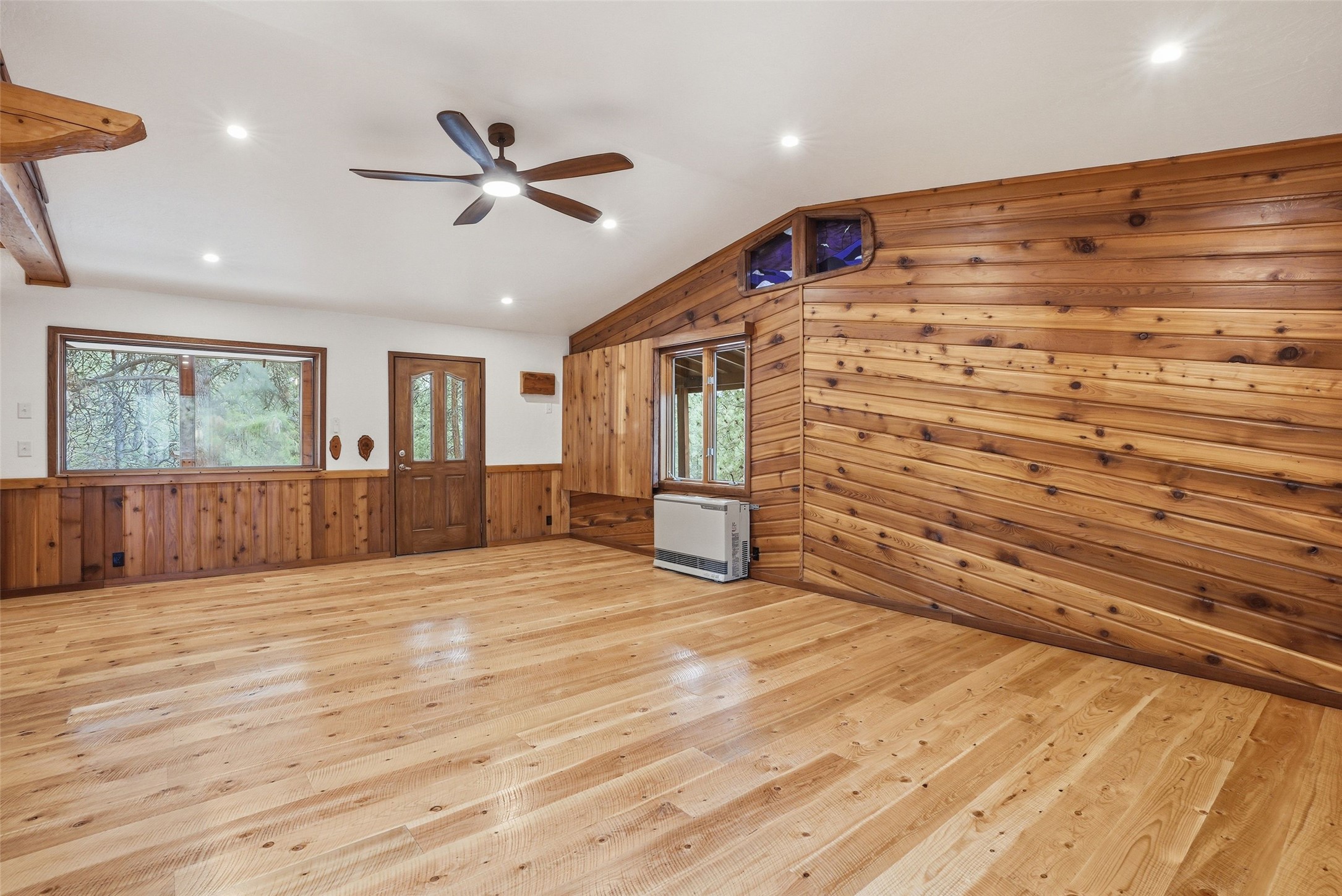 5394 Meadowlark Lane Property Photo 5