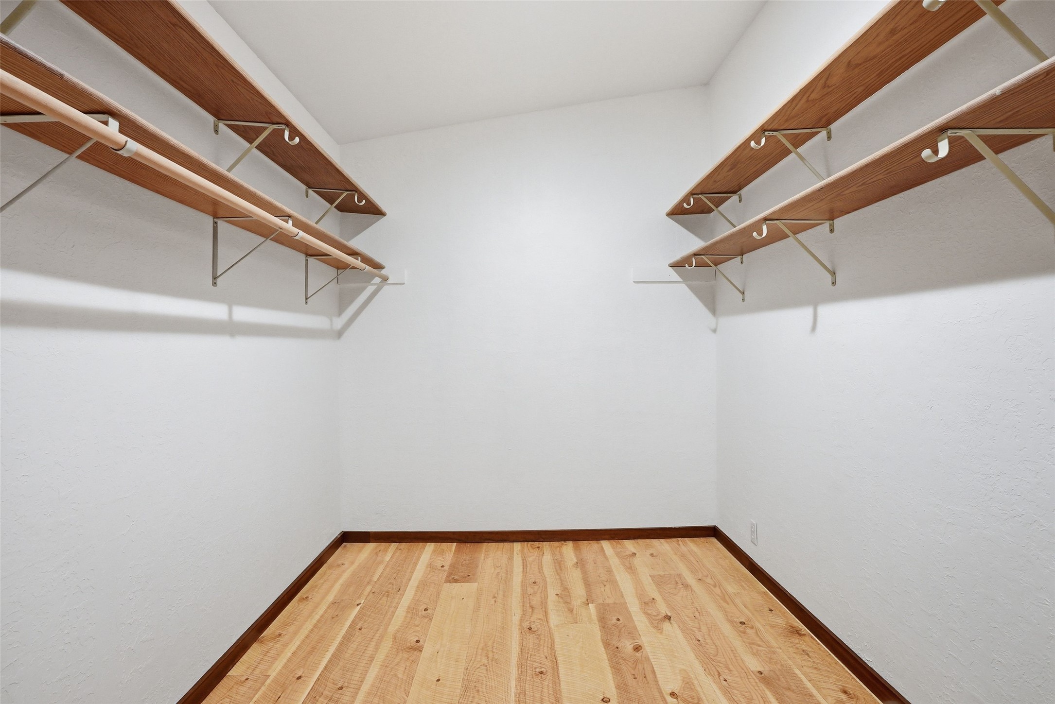 5394 Meadowlark Lane Property Photo 15