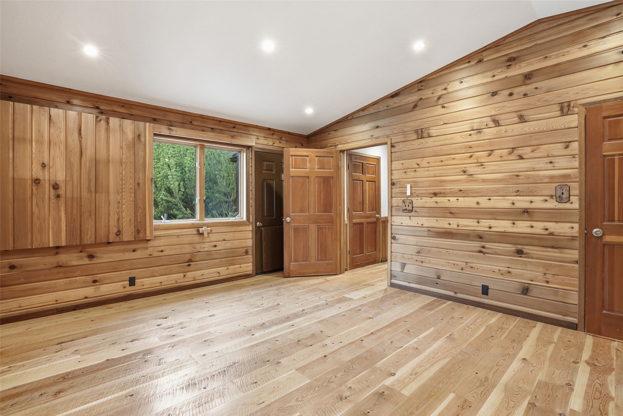 5394 Meadowlark Lane Property Photo 16