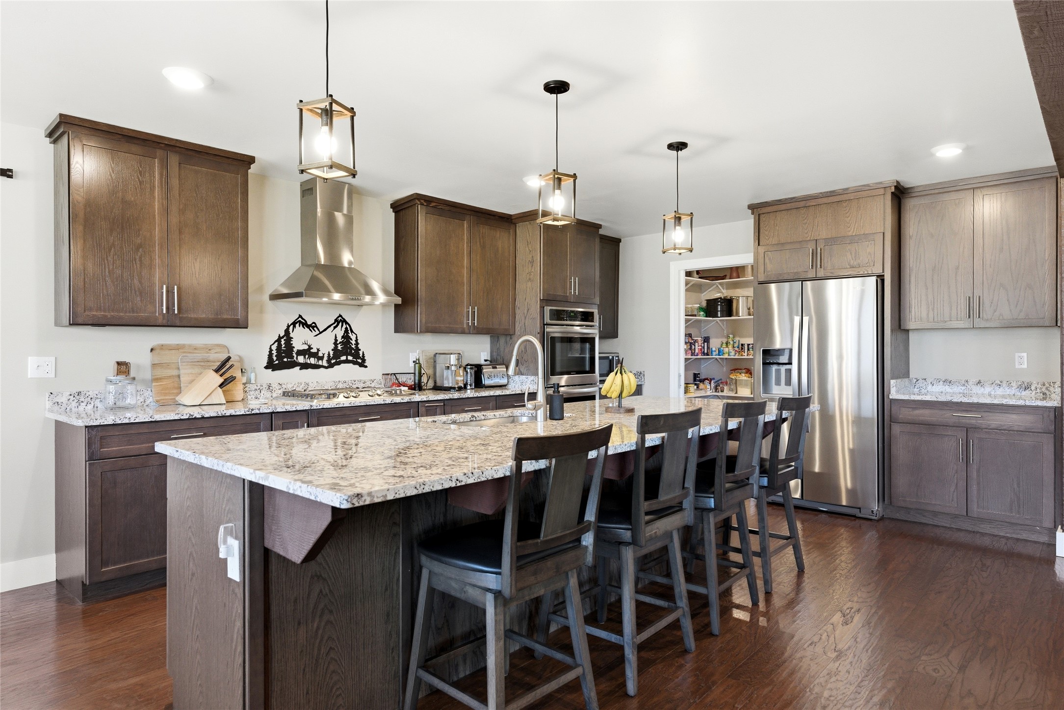 5 Towering Pine Court Property Photo 6