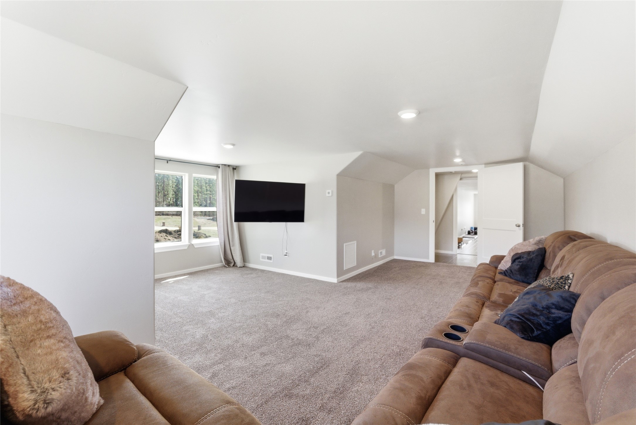 5 Towering Pine Court Property Photo 29