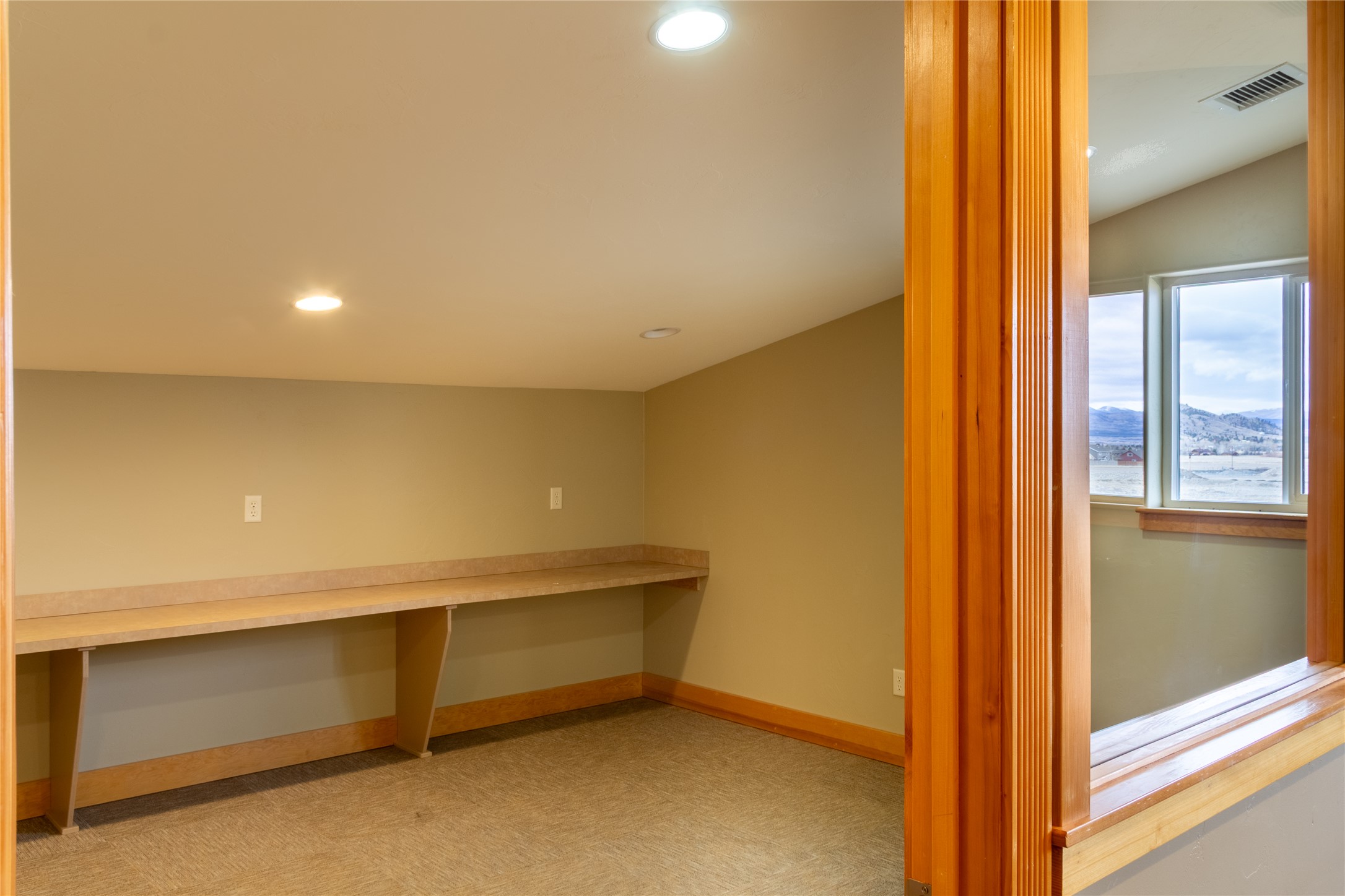3390 Colton Drive A Property Photo 18