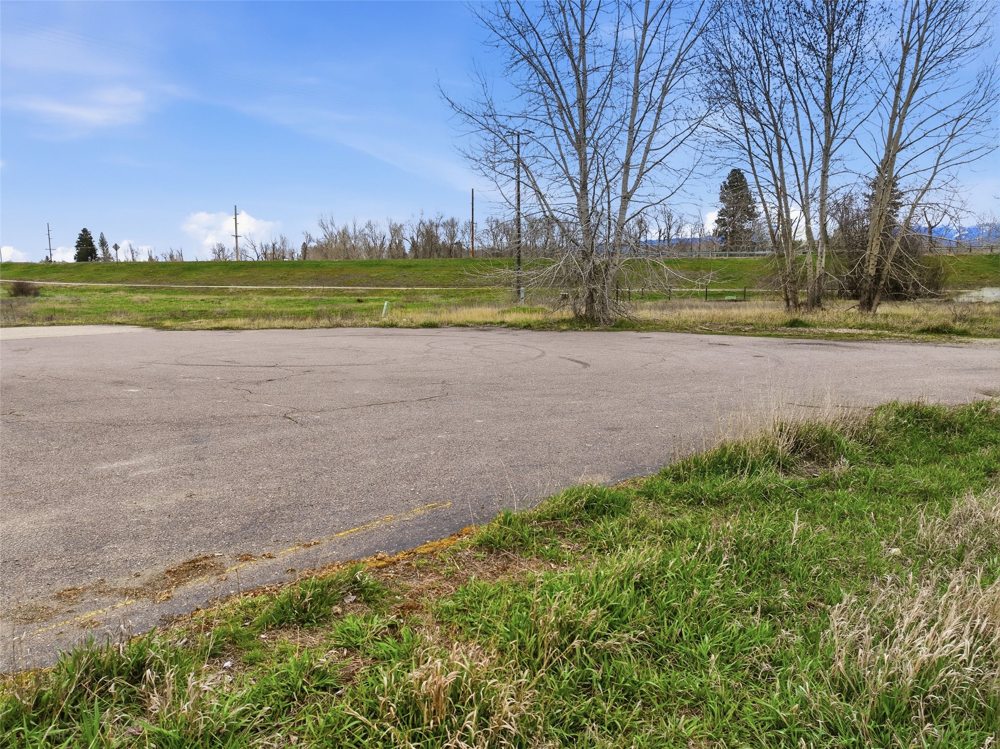 464 Old Bridge Road Property Photo 6