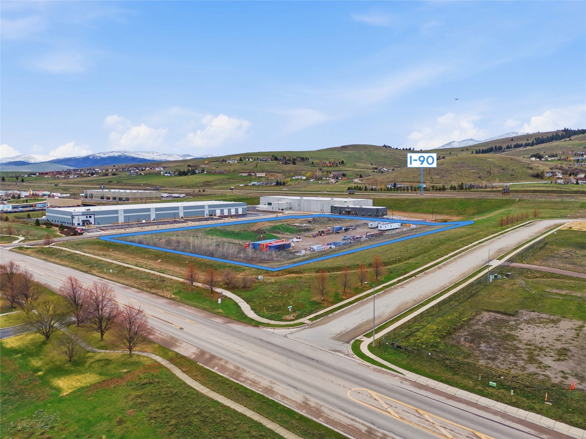5715 Alloy N Property Photo 1
