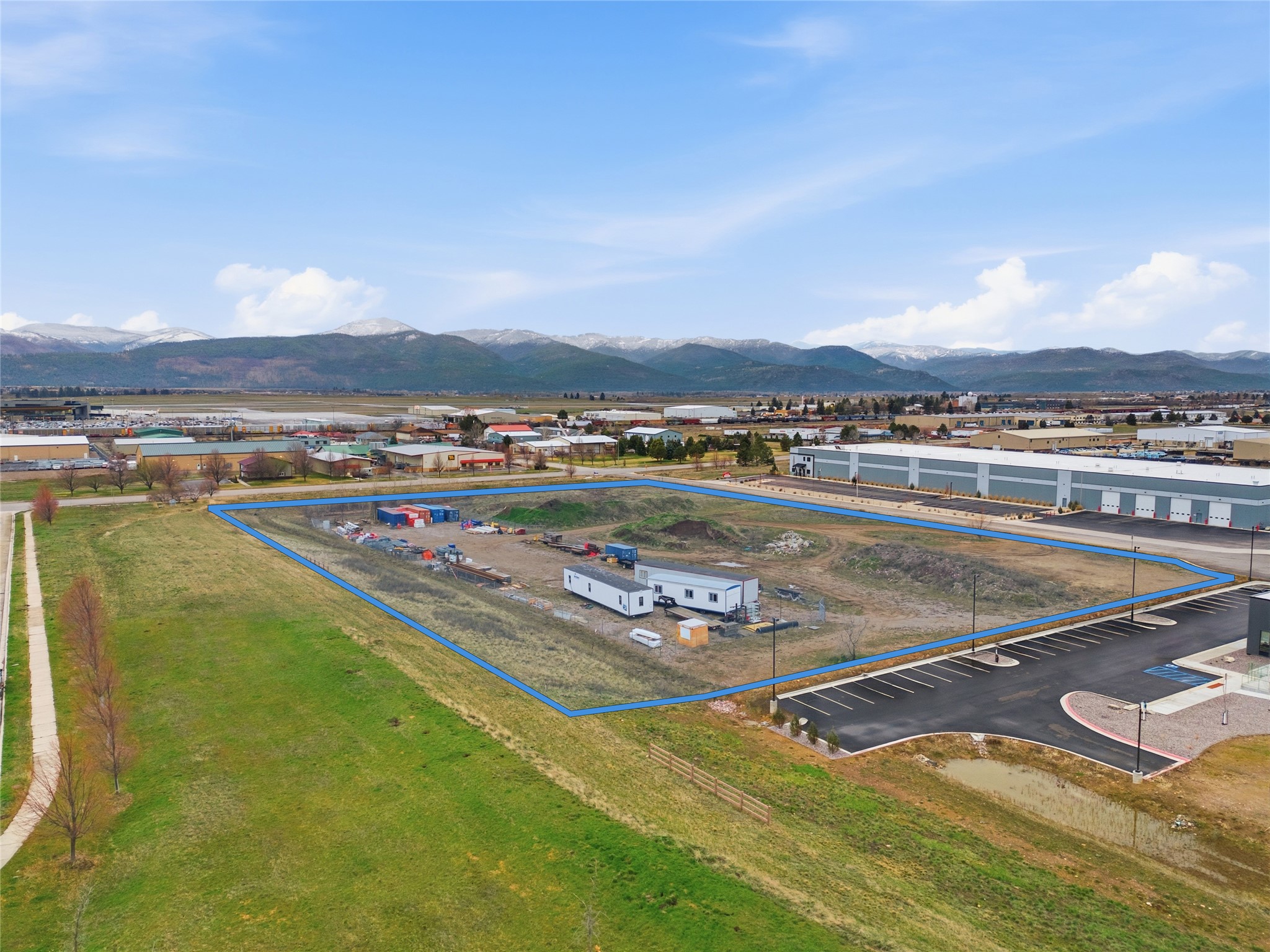 5715 Alloy N Property Photo 4