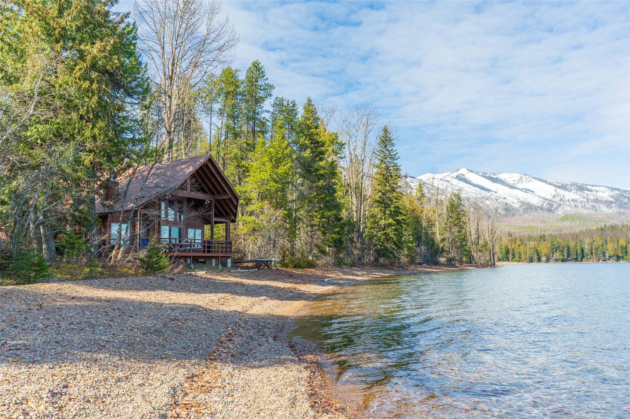 586 Apgar Loop Road Property Photo 4