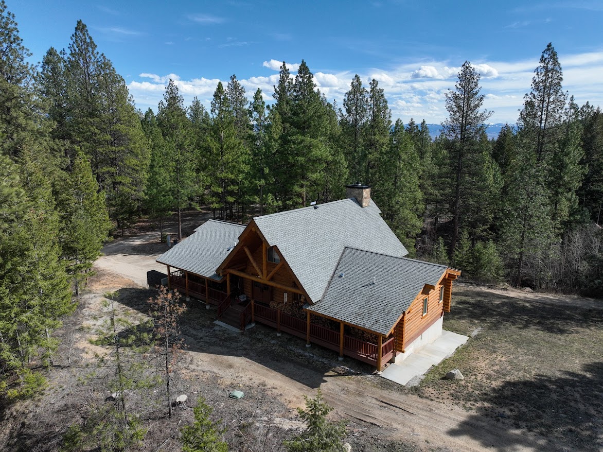 1009 Bourne Loop Property Photo 5