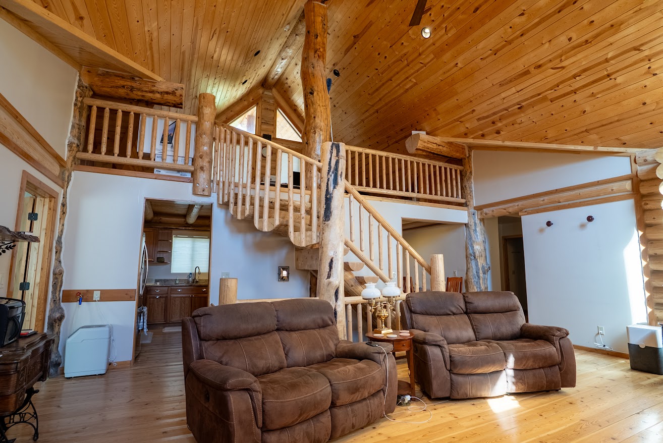 1009 Bourne Loop Property Photo 14