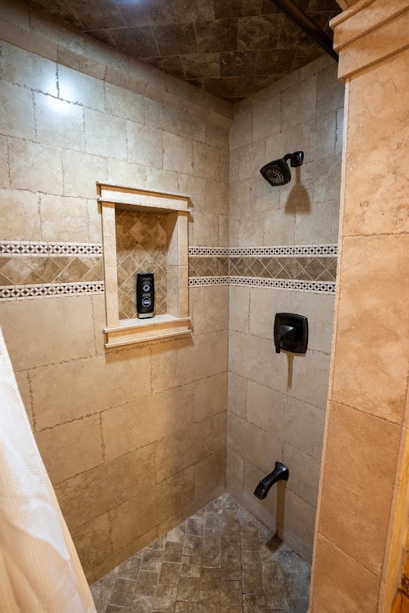 1009 Bourne Loop Property Photo 24