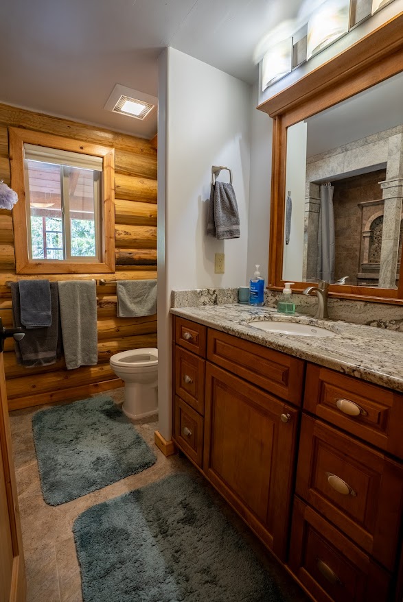 1009 Bourne Loop Property Photo 29
