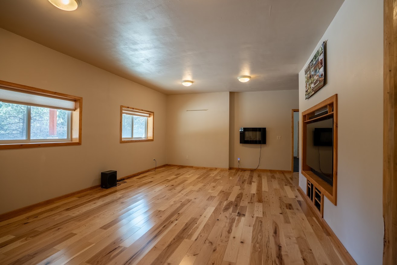 1009 Bourne Loop Property Photo 38