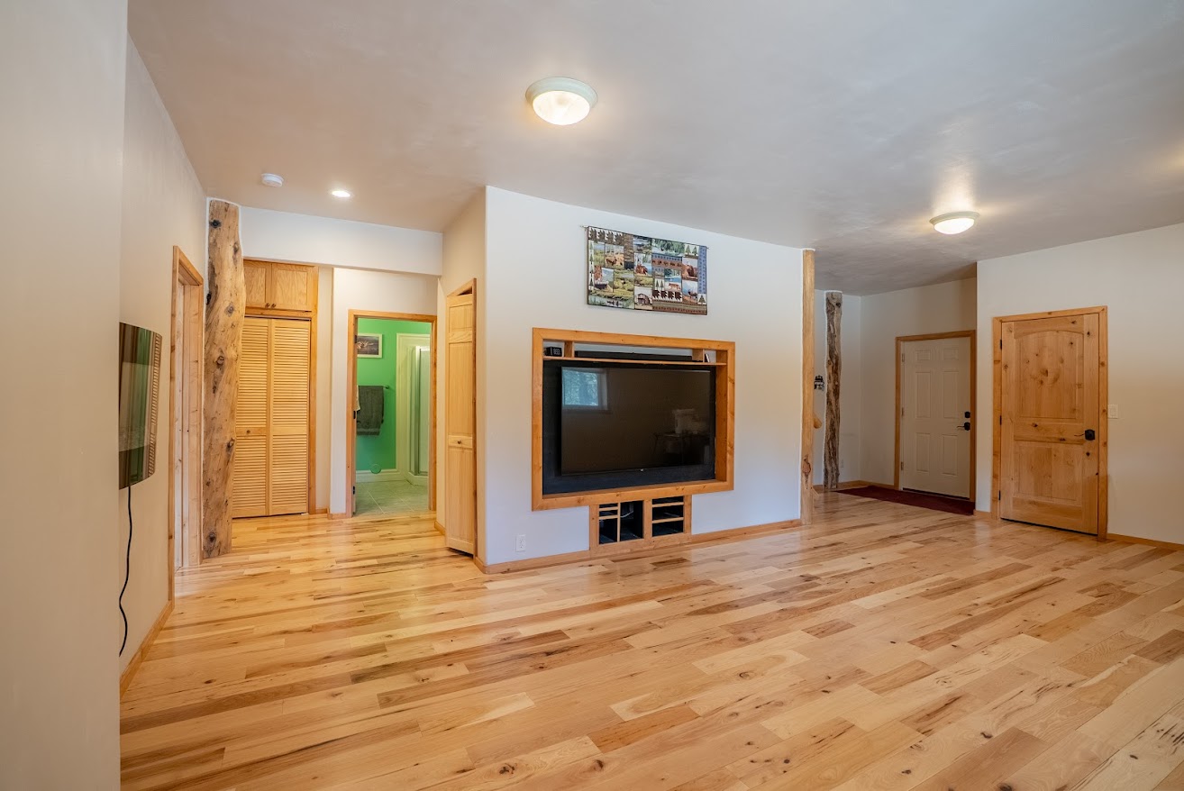1009 Bourne Loop Property Photo 39