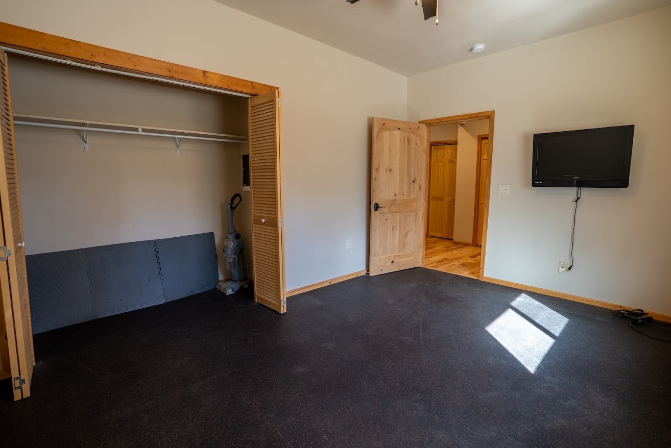 1009 Bourne Loop Property Photo 48