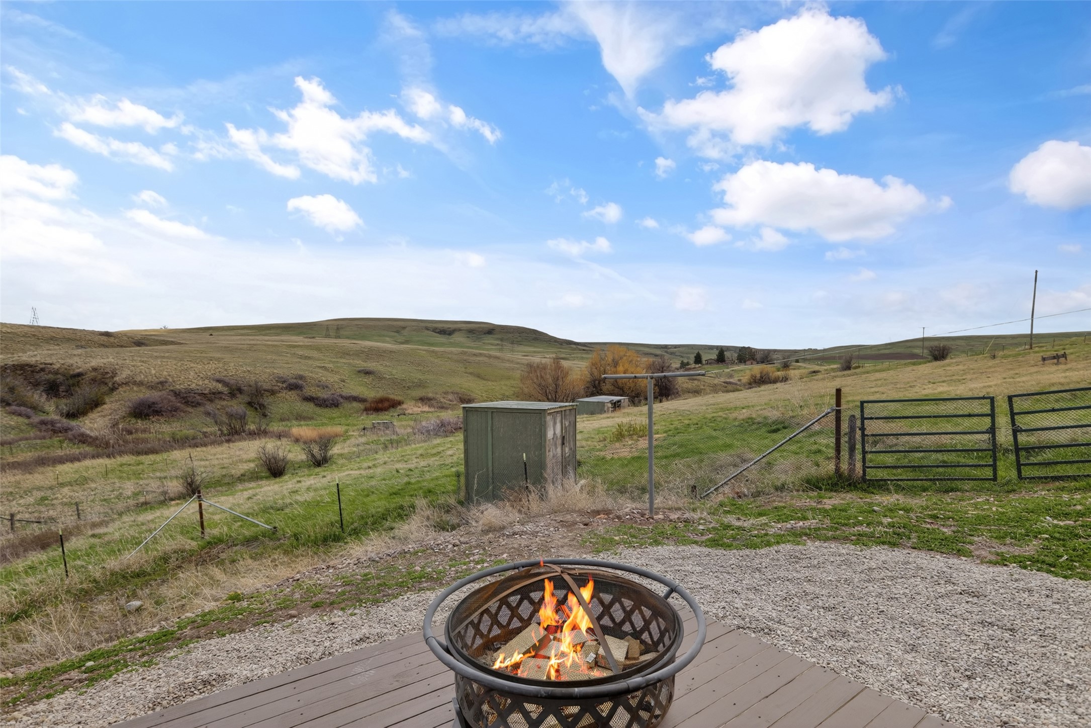 417 Goodwyn Coulee Road Property Photo 37