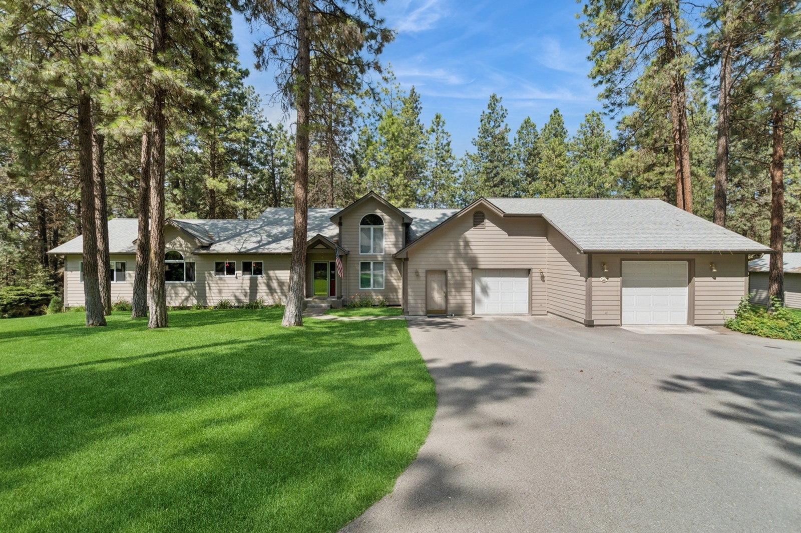 231 White Pine Road Property Photo 1