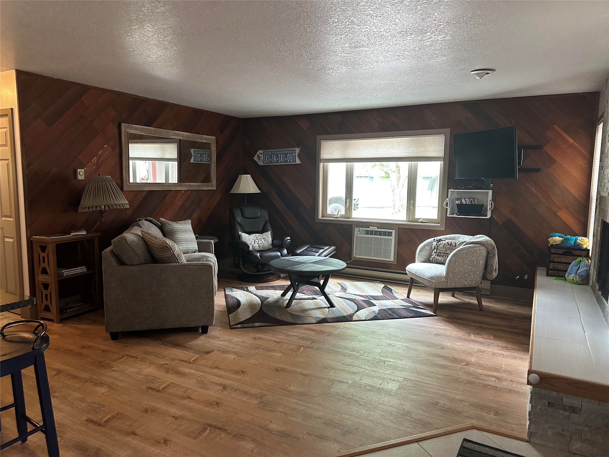 67 Crestwood Drive A Property Photo 3