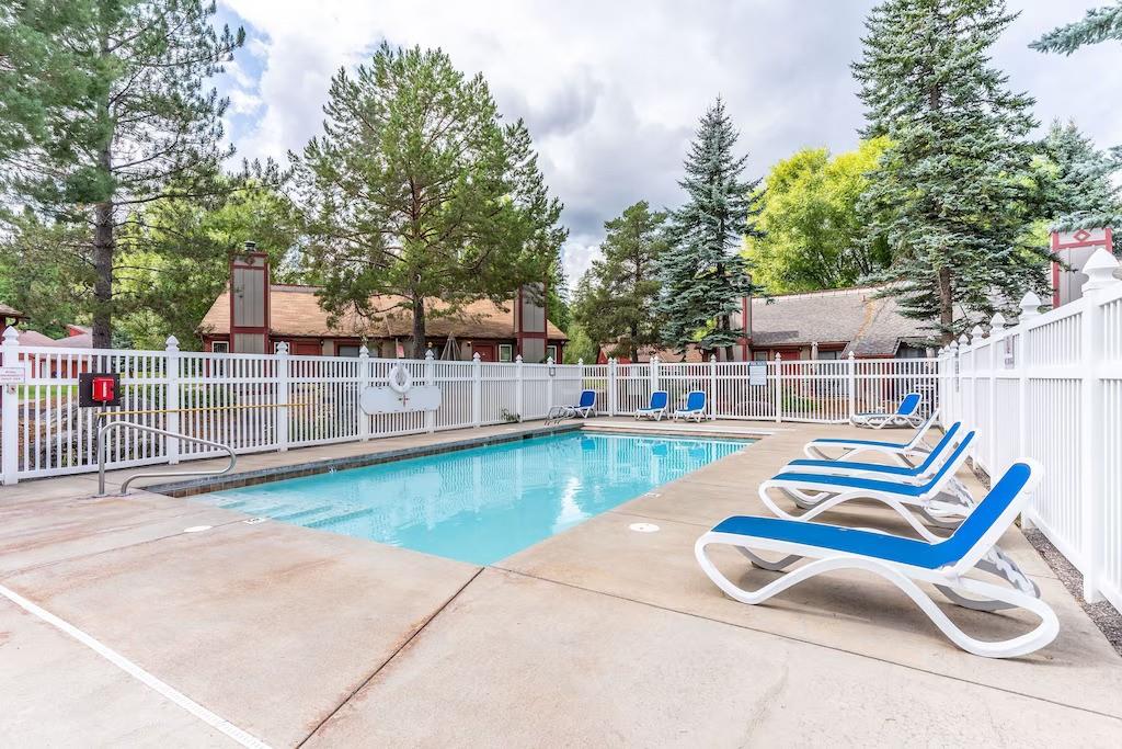 67 Crestwood Drive A Property Photo 13