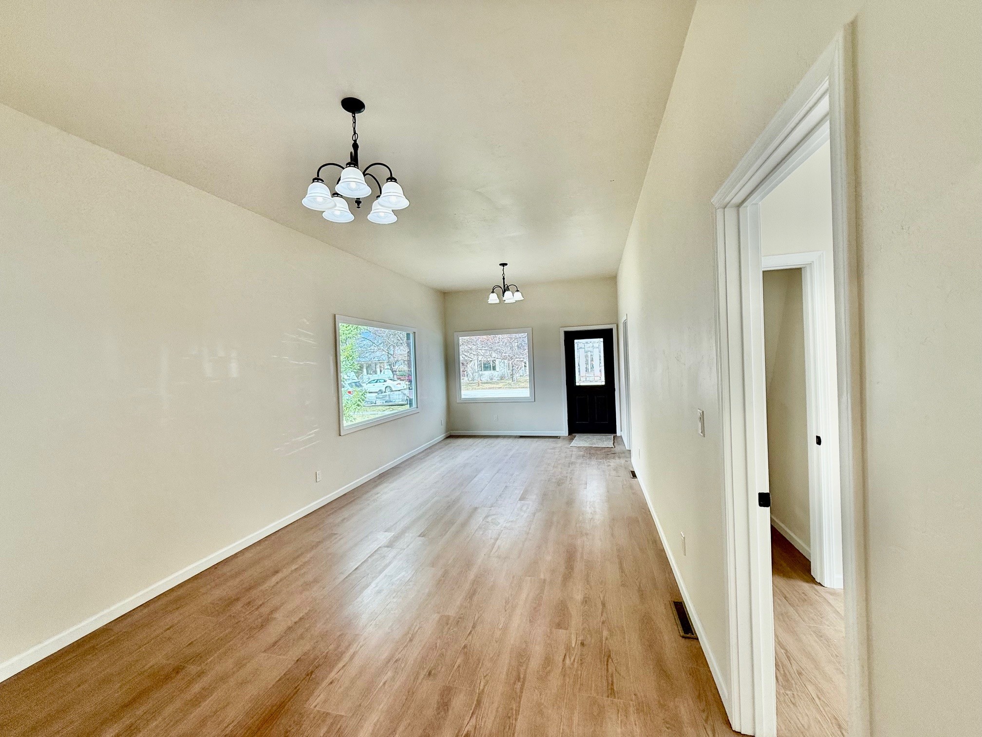307 N 5th Street Property Photo 4