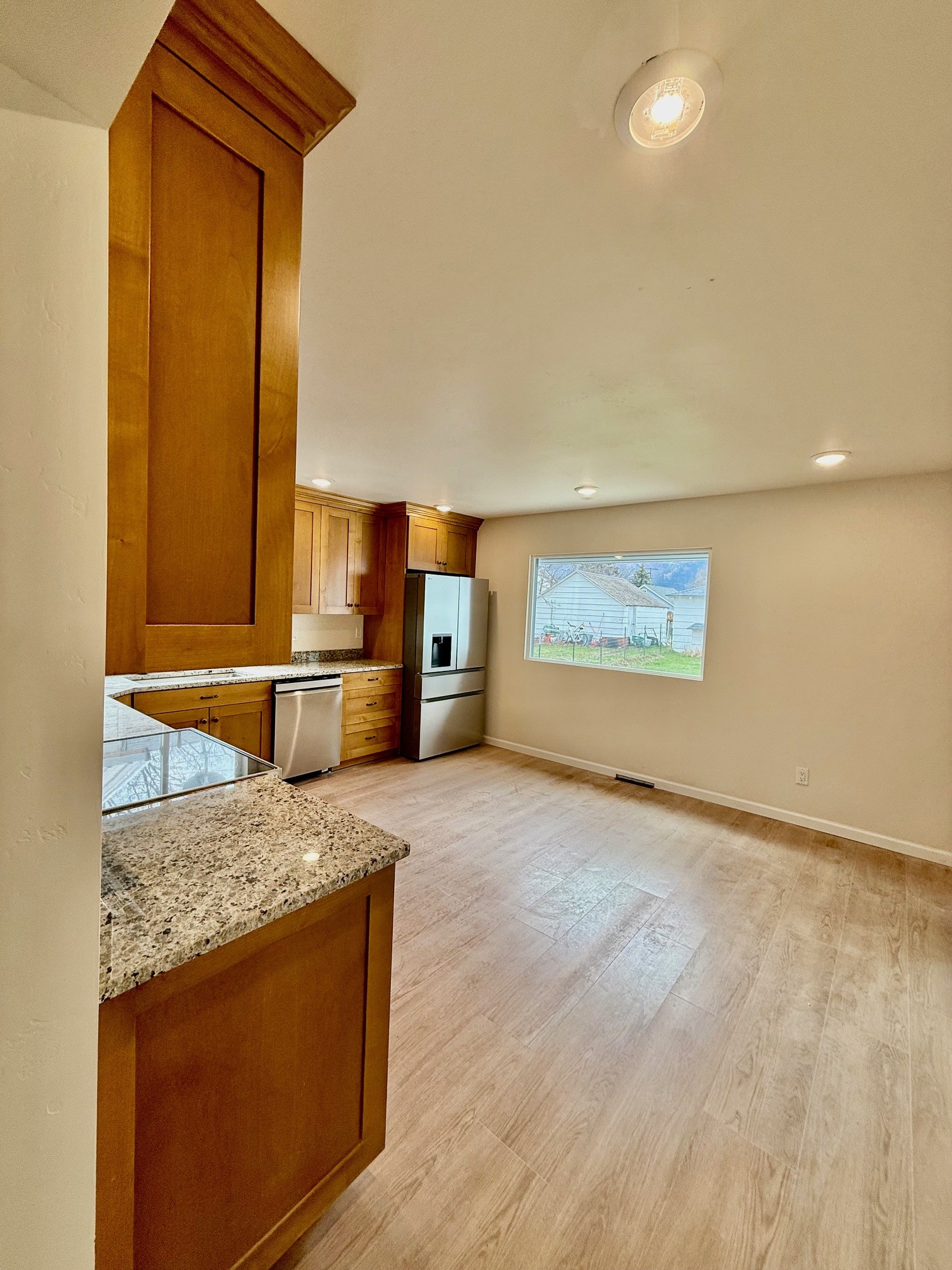 307 N 5th Street Property Photo 6