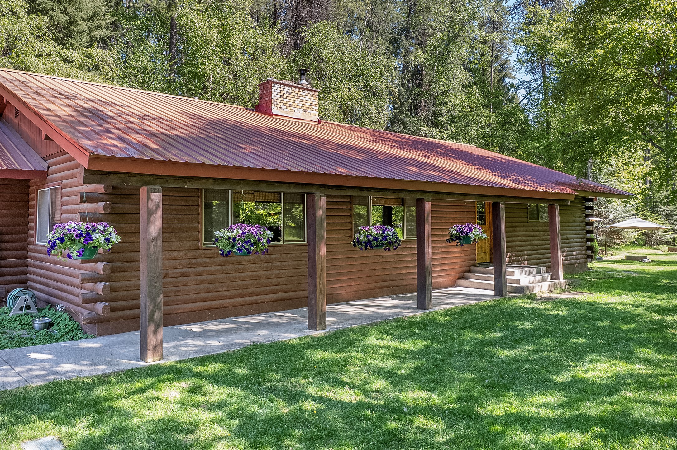 945 Swan River Road Property Photo 1