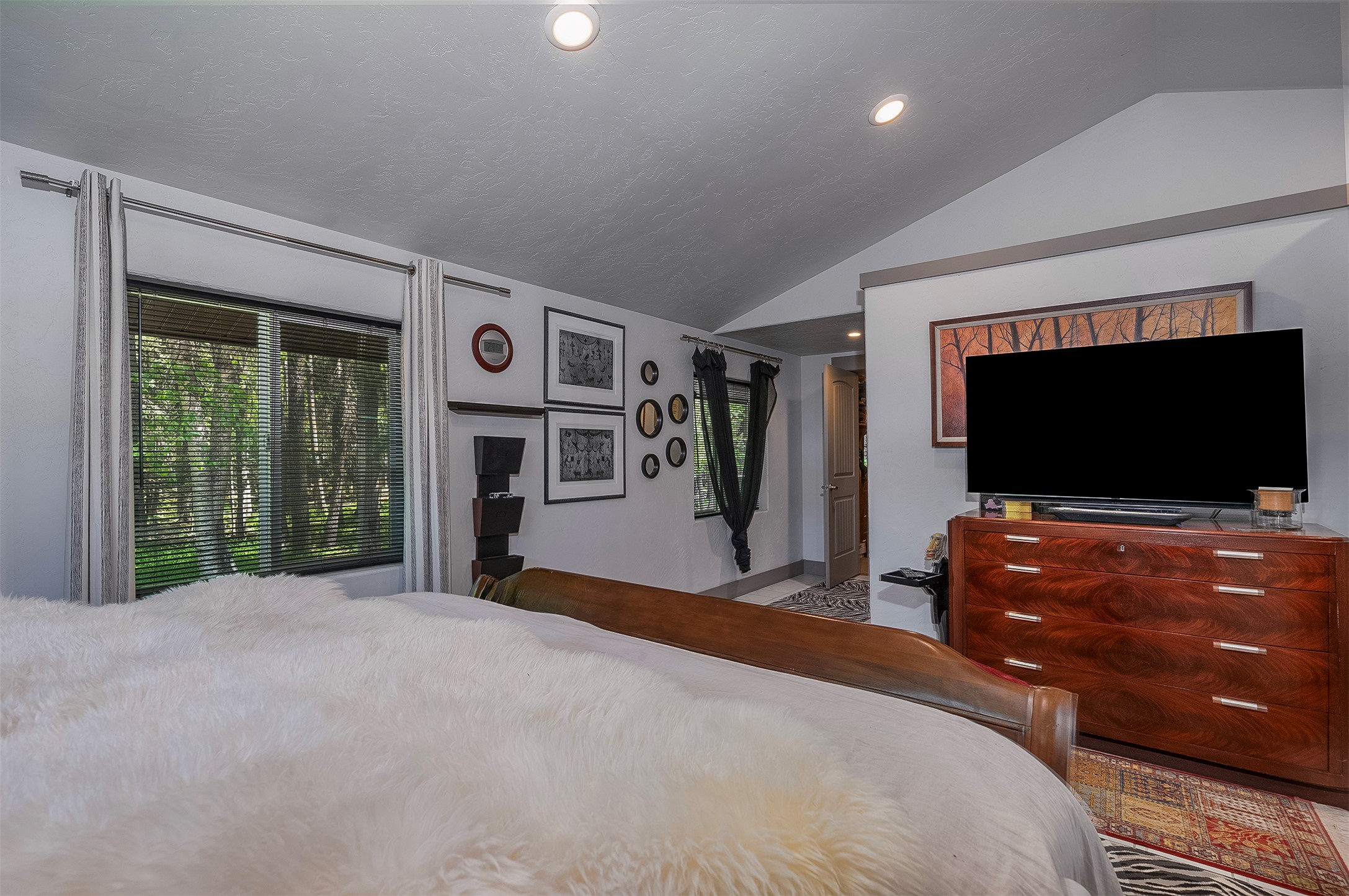 945 Swan River Road Property Photo 19